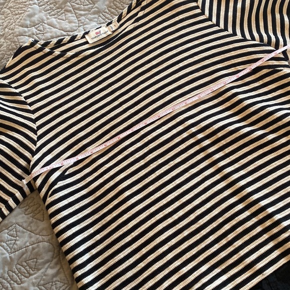Vineyard Vines | Striped Ruffle Hem Top - Picture 6 of 8